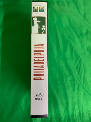 VHS Philadelphia nueva con su precinto original