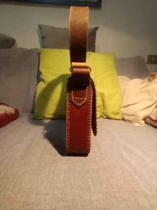 Borsa in cuoio fatta a mano