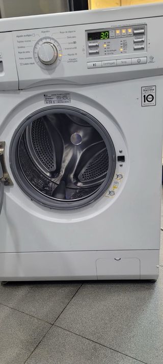 Lavadora LG DirectDrive 8kg