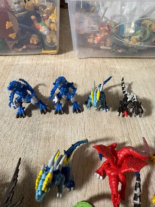 Lotto 16 figure draghi giocattolo fantasy