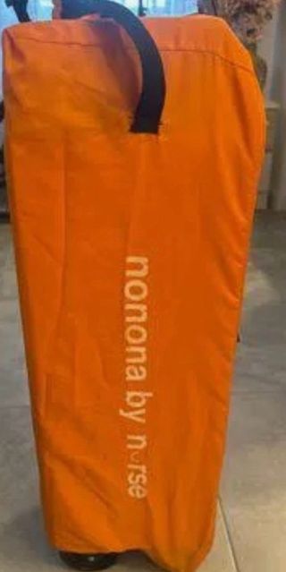 Cuna de viaje naranja