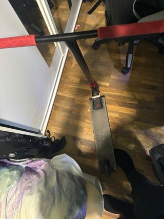 Patinete de saltos usado