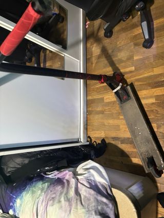 Patinete de saltos usado