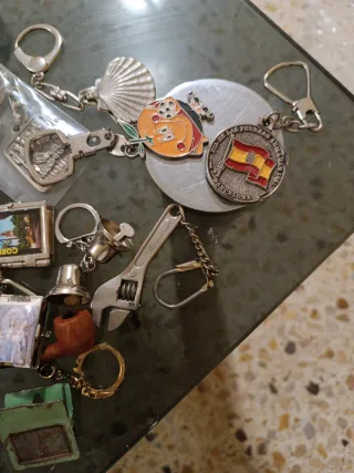 Caja de antigüedades y coleccionables