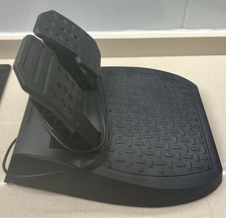 Volante Ferrari PS5/PS4 mas pedales