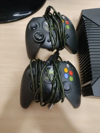 Xbox Clásica Negra + Accesorios