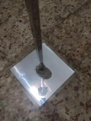 Lampada da terra moderna arancione e argentata