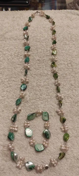 Conjunto collar y pulsera madreperlas