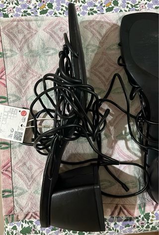 Sandalias negras tacón de Stradivarius. Talla 41.