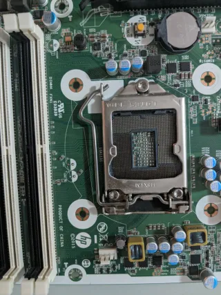 Lote Retro: 2 Placas Base + HDD Maxtor (IDE/SATA)