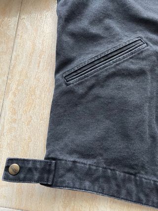 Chaqueta Carhartt Detroit Negra