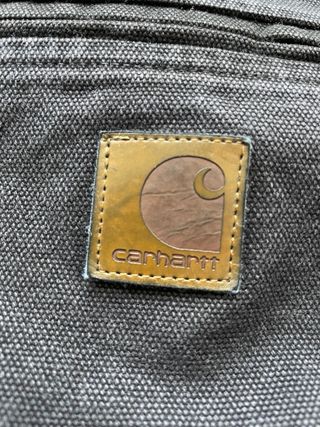 Chaqueta Carhartt Detroit Negra