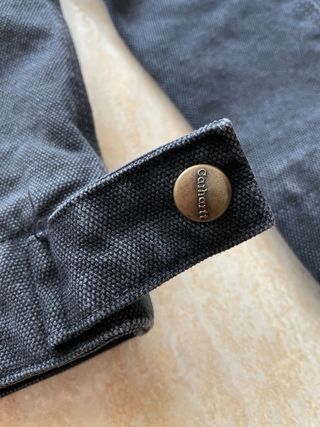 Chaqueta Carhartt Detroit Negra