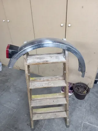 Guardabarros trasero moto con piloto