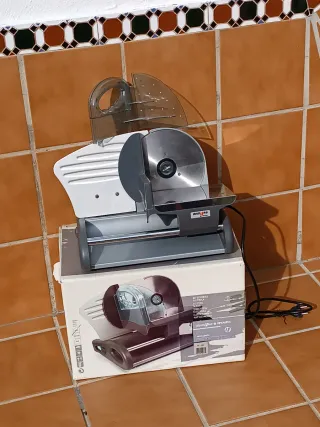 Cortafiambres eléctrico