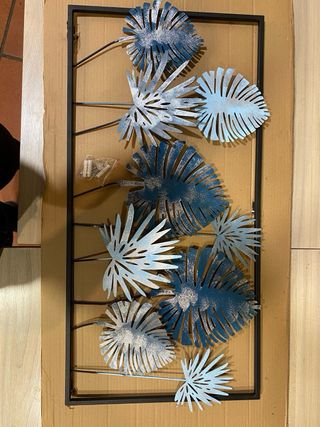 Panel Decorativo Flores Azules y Plateadas