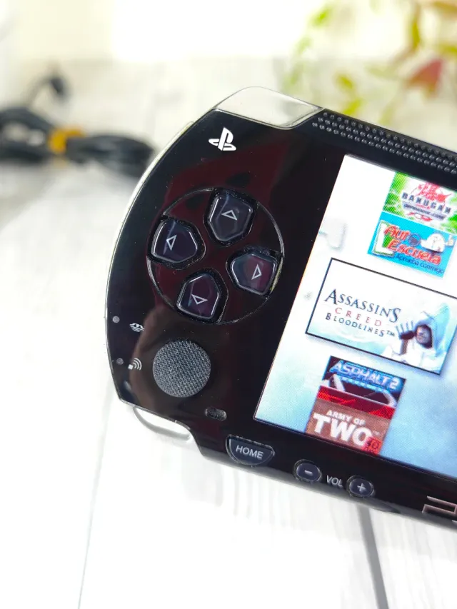 Consola Sony PSP 1004 con juegos
