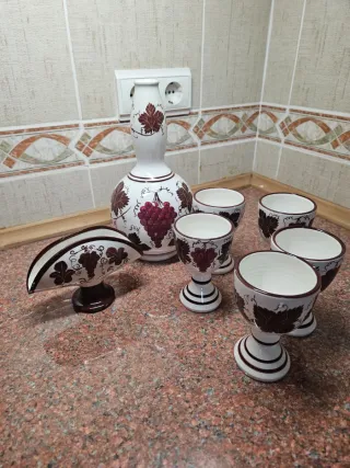 Juego de porcelana italiana con uvas