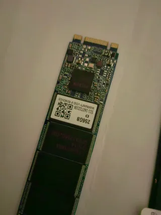 Memoria Ram 8gb ddr3  Kingston y 2 SSD SanDisk 256