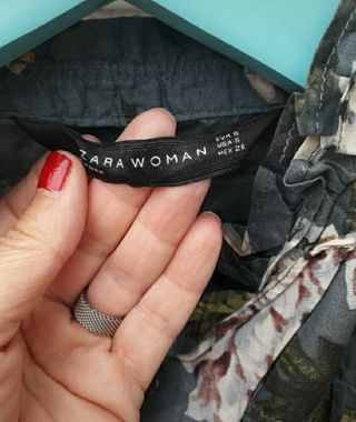 Blusa Zara volantes flores