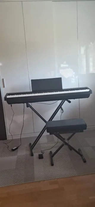 Piano Digital Roland FP-30