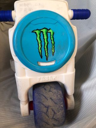 Bici correpasillos azul y blanca Monster Energy