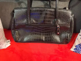 Bolso Negro Mediano Cocodrilo