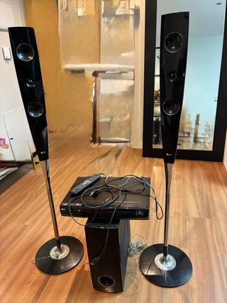 Home Cinema LG Torre + Subwoofer