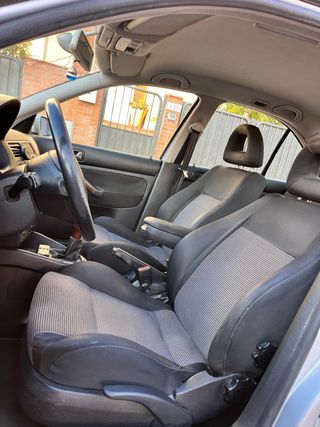 Volkswagen Golf 2001