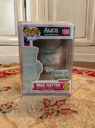 Funko Pop! Mad Hatter (Glow) Pop! Protector 1060