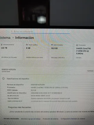 PC Gamer i7 8700 con wifi, Bluetooth y luces LED .