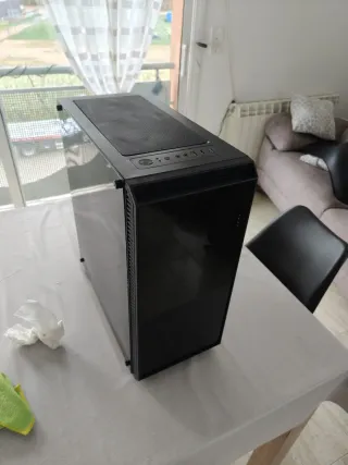 PC Gamer i7 8700 con wifi, Bluetooth y luces LED .