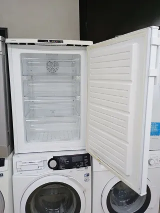Congelador Electrolux pequeño