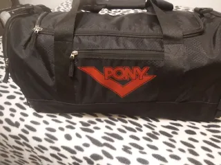 Bolso Deporte PONY Negro y Rojo