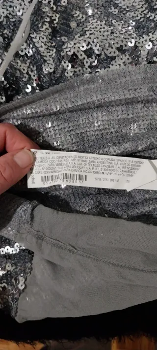 Camiseta Zara lentejuelas plateadas