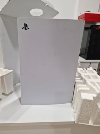 PlayStation 5 Sony PS5 Blanca y Negra