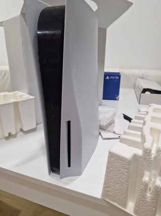 PlayStation 5 Sony PS5 Blanca y Negra