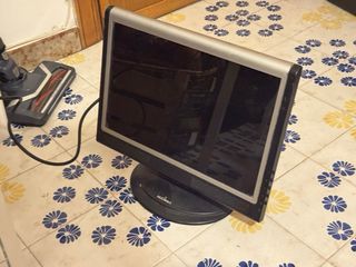 Monitor 17 pollici nero/argento