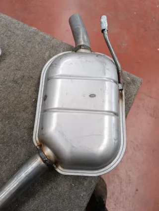 Tubo de escape Mercedes 200 E