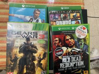 Xbox One X Negra + Videojuegos