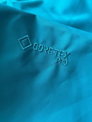 Chaqueta Arc'teryx Alpha SV Azul