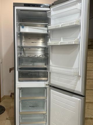 Nevera semi nueva LG...precio negociable