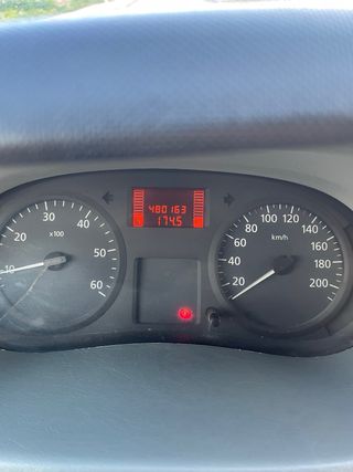 Renault Trafic 9 PLAZAS