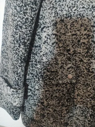 Abrigo Cortefiel Talla XL Negro/Gris