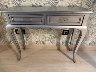 Mueble recibidor gris clásico 2 cajones
