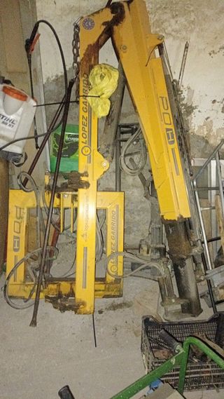 GRÚA PLUMA AGRÍCOLA