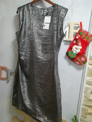Vestido Easy Wear metalizado