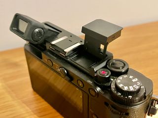 Panasonic Lumix GX9 – Preta