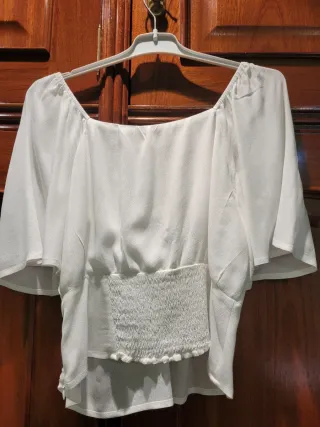 Blusa Brownie blanca con aro