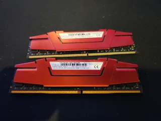 2x G.Skill Ripjaws V DDR4 RAM Roja 16gb